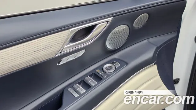 Genesis GV80 — Фото автомобиля 27