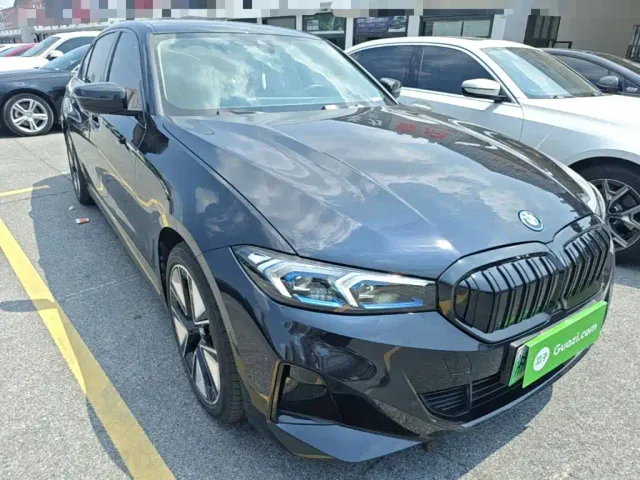 BMW i3 — Фото автомобиля 3