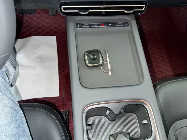 Wuling Starlight — Фото автомобиля 12