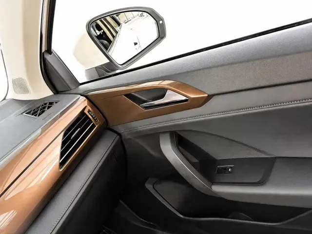 Volkswagen Tharu — Фото автомобиля 9