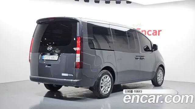 Hyundai Staria Новый Staria — Фото автомобиля 2