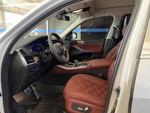 BMW X5 — Фото автомобиля 4