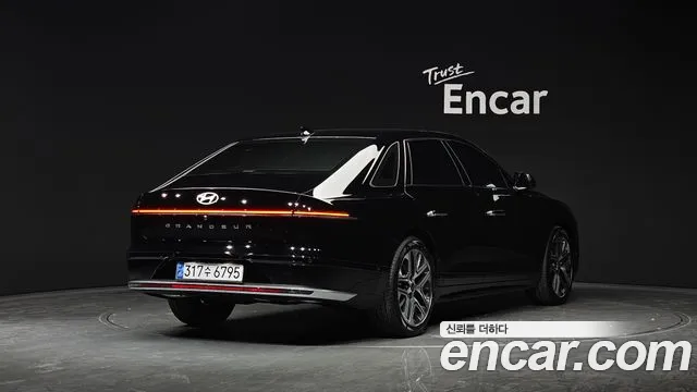 Hyundai Grandeur Grandeur (GN7) 2.5 Бензин 2WD — Фото автомобиля 2