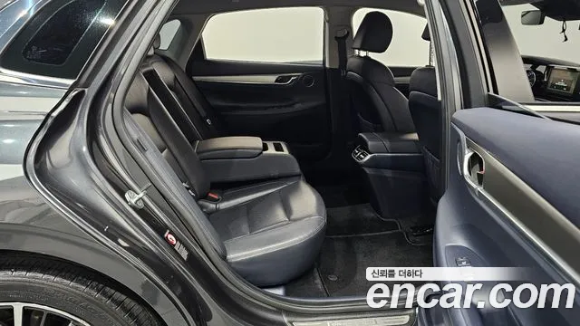 Hyundai Grandeur — Фото автомобиля 9