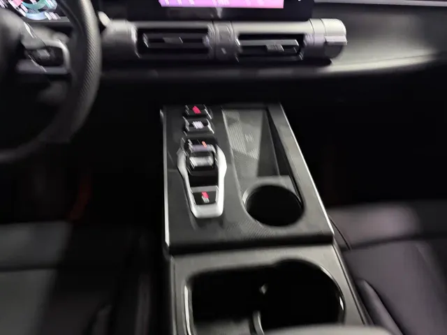 GAC Trumpchi Yingku 2022 1.5T Supernova Edition — Фото автомобиля 16