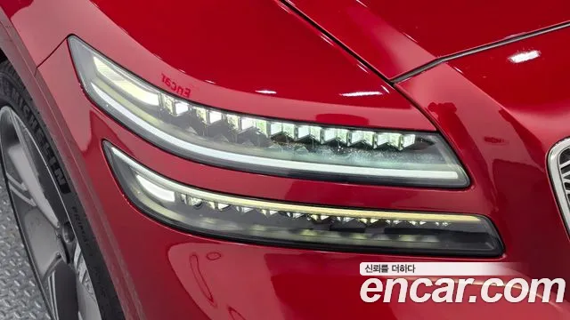 Genesis GV80 — Фото автомобиля 22