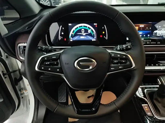 GAC Trumpchi M6 — Фото автомобиля 6