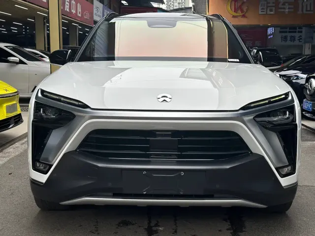 NIO NIO ES8 2020 Model 580KM Signature Edition 6-Seater — Фото автомобиля 2