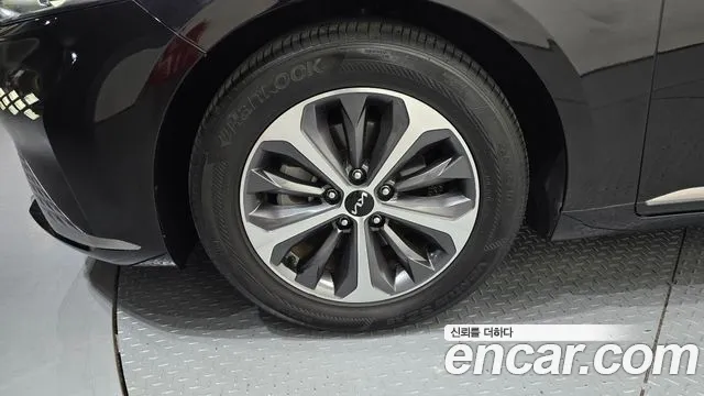 Kia K8 K8 Hybrid — Фото автомобиля 5