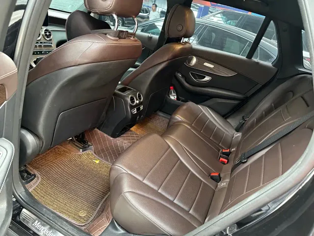 Mercedes-Benz Mercedes-Benz GLC 2022 Model GLC 260 L 4MATIC Dynamic Edition — Фото автомобиля 12