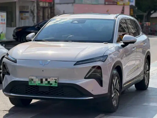 Фотография автомобиля — Wuling Starlight S