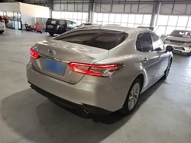 Toyota Camry — Фото автомобиля 6