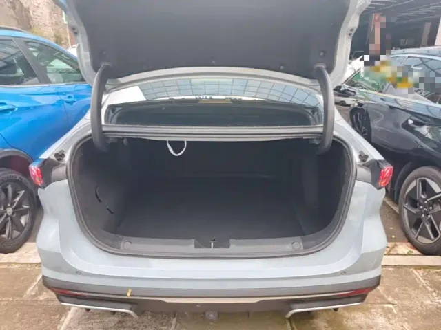 Geely Galaxy L6 — Фото автомобиля 18