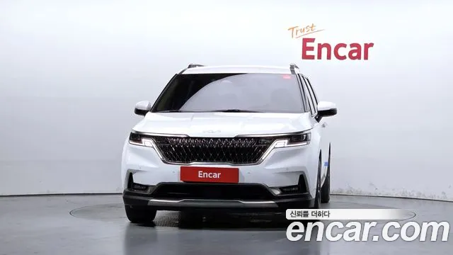 Kia Carnival 4th Gen — Фото автомобиля 3
