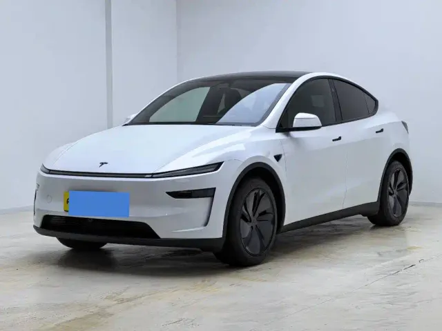 Фотография автомобиля — Tesla Model Y