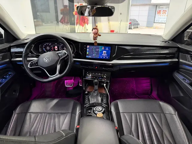 Volkswagen Passat — Фото автомобиля 9