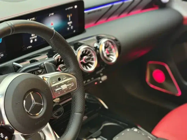 Mercedes-Benz A-Class AMG — Фото автомобиля 10