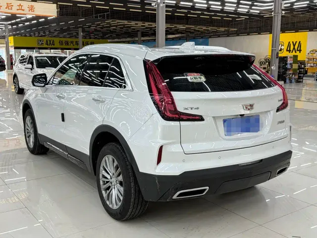 Cadillac XT4 — Фото автомобиля 7