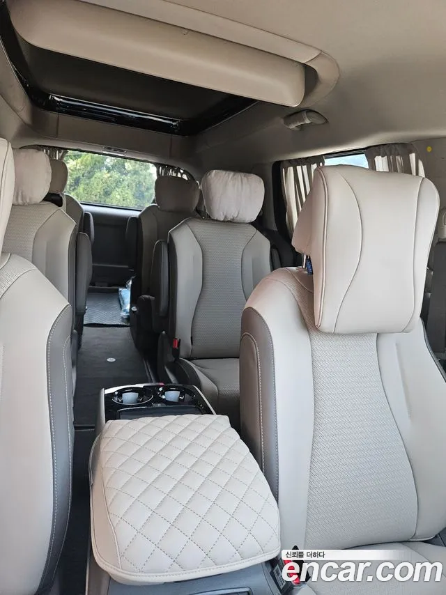 Kia Carnival 4th Gen — Фото автомобиля 7