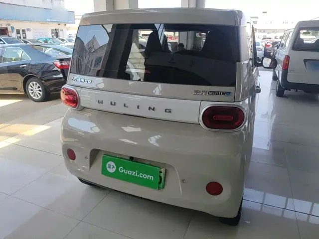 Wuling Hongguang Mini EV — Фото автомобиля 5