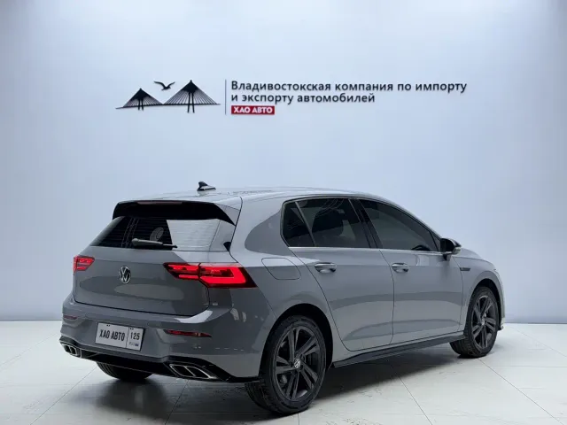 Volkswagen Golf — Фото автомобиля 6