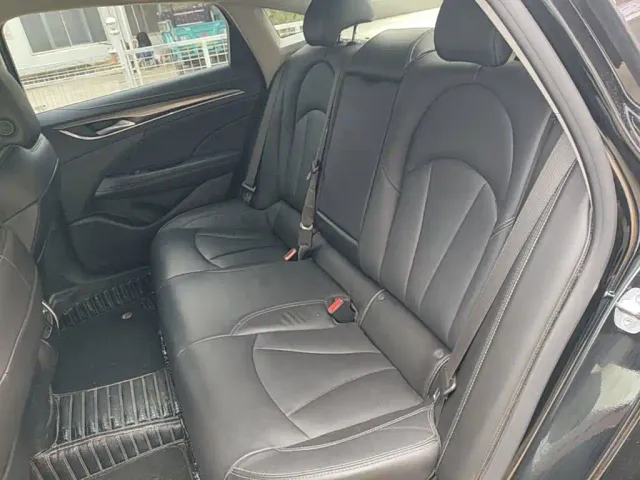 Buick LaCrosse — Фото автомобиля 12