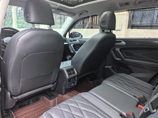 Volkswagen Tiguan L — Фото автомобиля 8