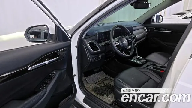 Kia Seltos Бензин 1.6 турбо 2WD — Фото автомобиля 10