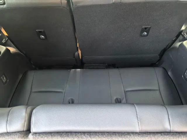 Toyota Crown Kluger — Фото автомобиля 28