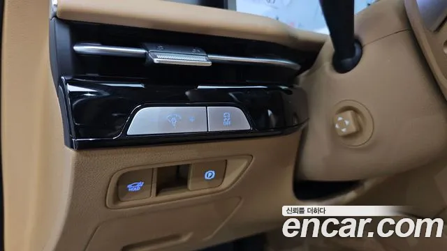Genesis G80 Бензин 2.5 турбо 2WD — Фото автомобиля 16