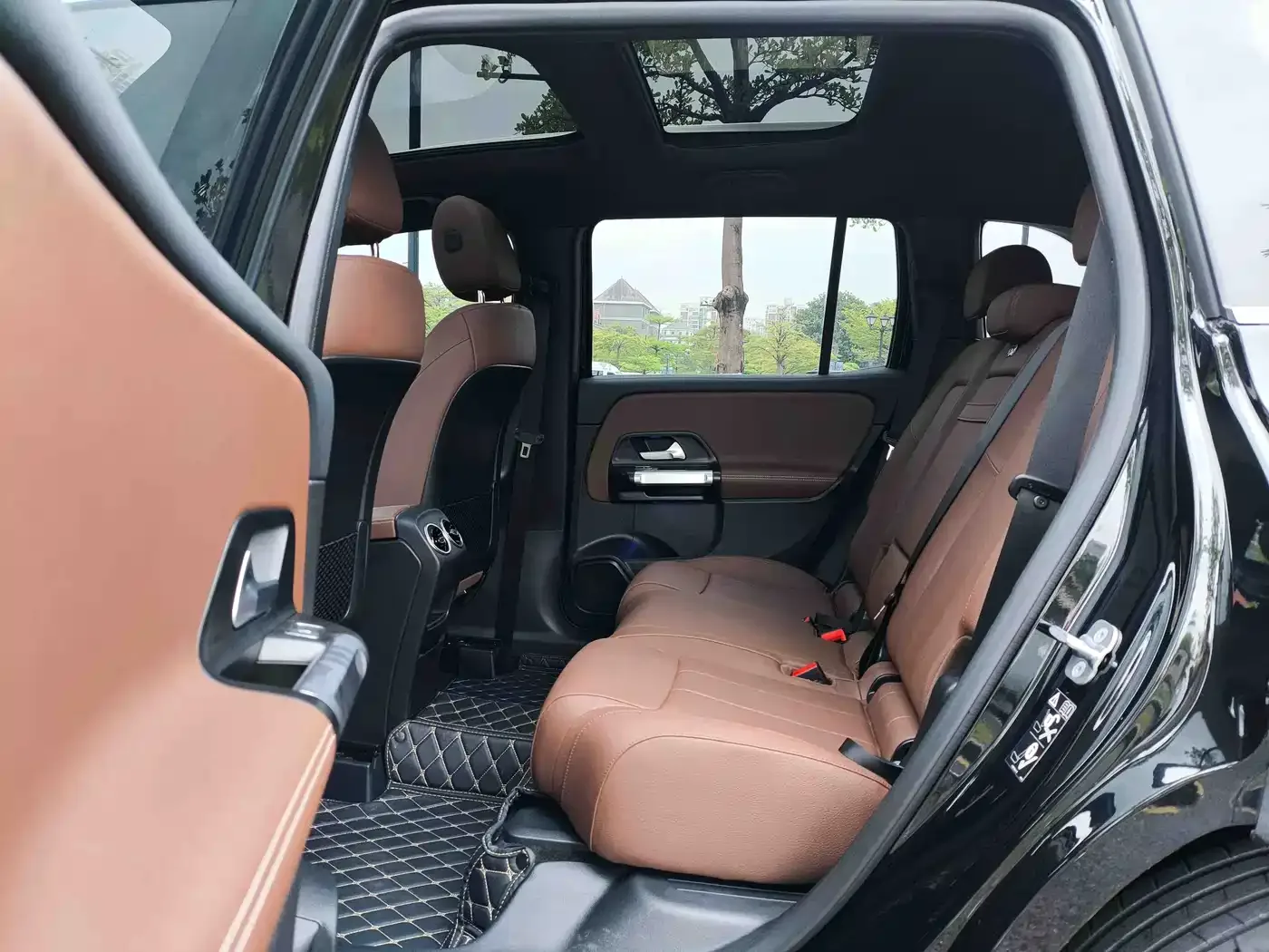 Mercedes-Benz Mercedes-Benz GLB 2024 Facelift GLB 200 Dynamic — Фото автомобиля 6