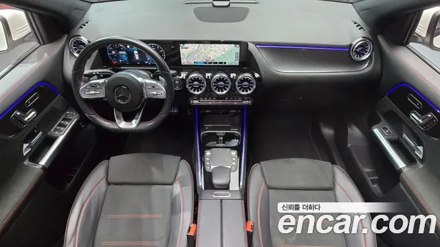 Mercedes-Benz GLA-Class H247 — Фото автомобиля 10