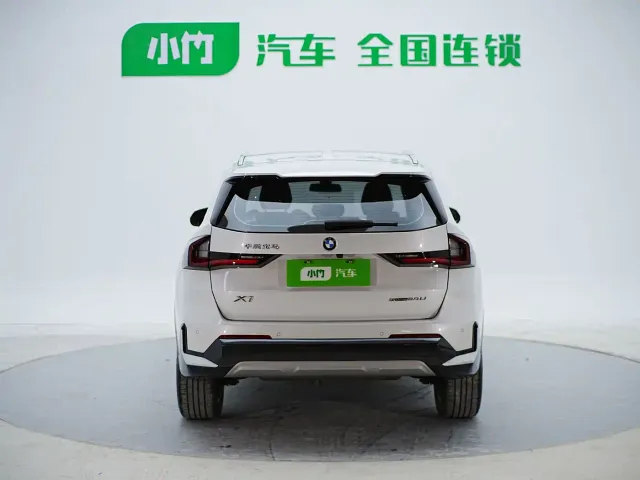 BMW X1 — Фото автомобиля 7