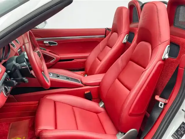 Porsche 718 — Фото автомобиля 12