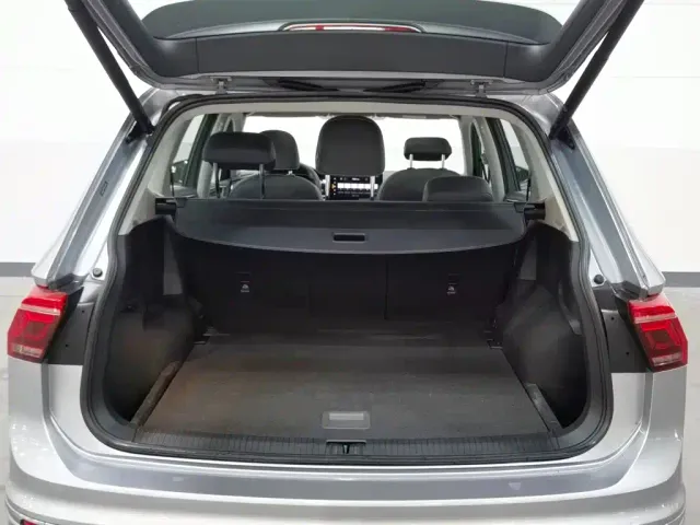 Volkswagen Tiguan L — Фото автомобиля 5