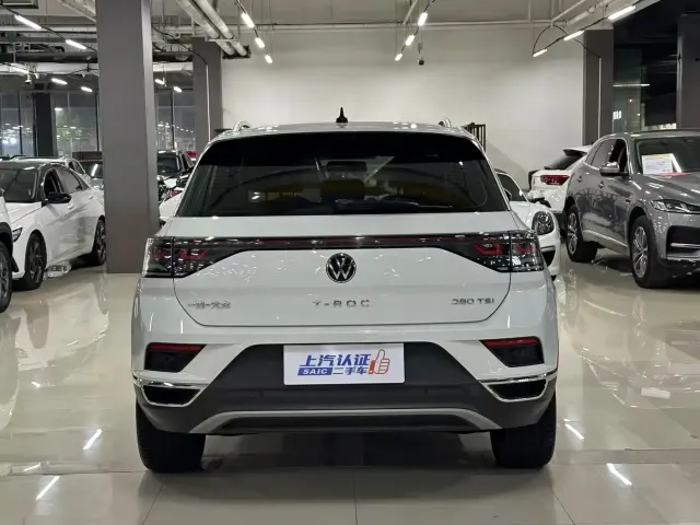 Volkswagen T-Roc — Фото автомобиля 9