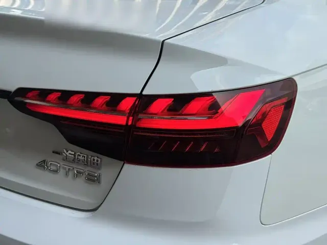 Audi A4L — Фото автомобиля 14