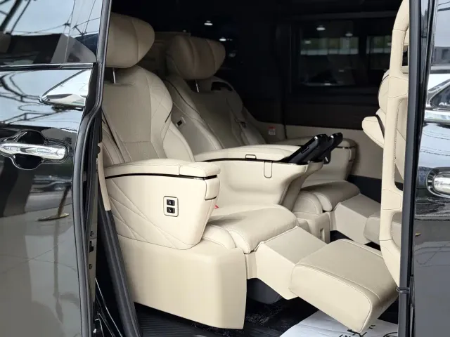 Toyota Alphard — Фото автомобиля 21