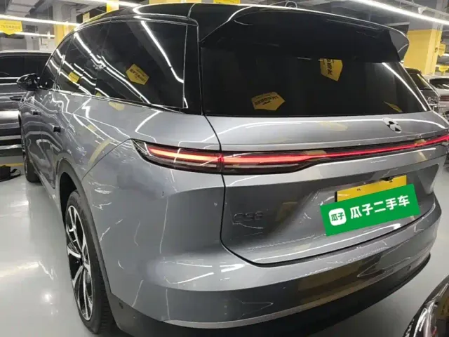 Nio ES8 — Фото автомобиля 4
