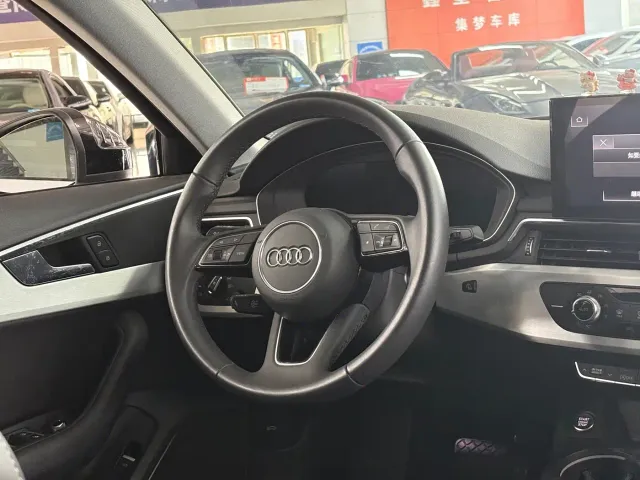 Audi A4L — Фото автомобиля 5