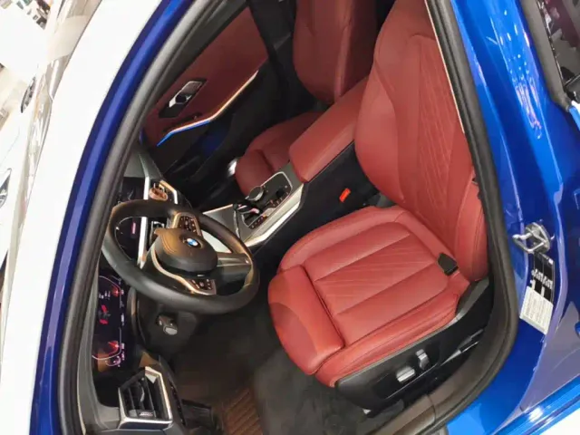 BMW 3 Series — Фото автомобиля 14