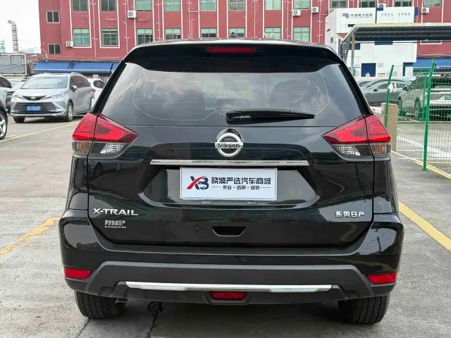 Nissan X-Trail — Фото автомобиля 11