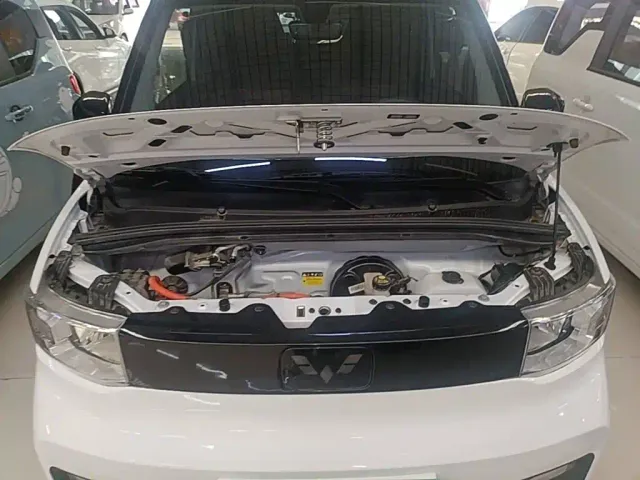 Wuling Hongguang Mini EV — Фото автомобиля 15