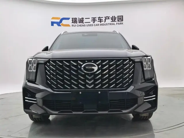 GAC Trumpchi GS8 — Фото автомобиля 2