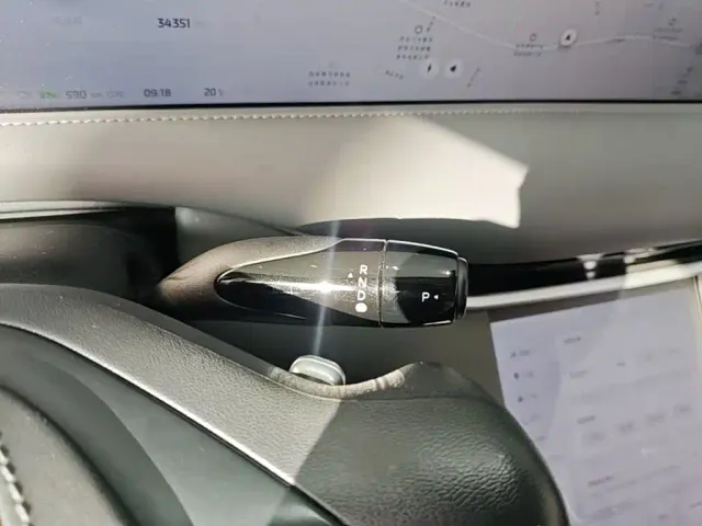 IM Motors LS6 — Фото автомобиля 13