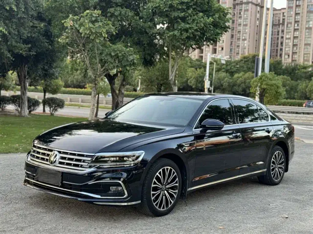 Фотография автомобиля — Volkswagen Phideon