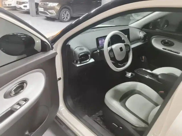 JAC Yiwei Yiwei 3 2023 505km Pro — Фото автомобиля 15