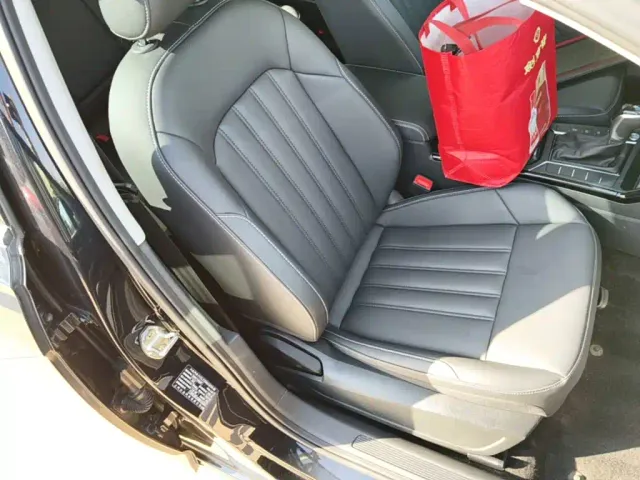 Volkswagen Passat — Фото автомобиля 23