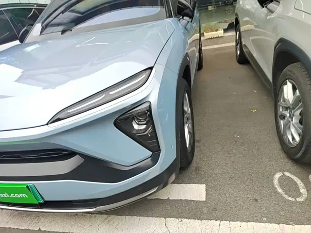 Nio ES6 — Фото автомобиля 23