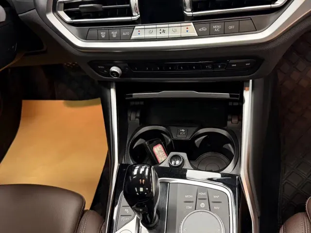 BMW 3 Series — Фото автомобиля 14